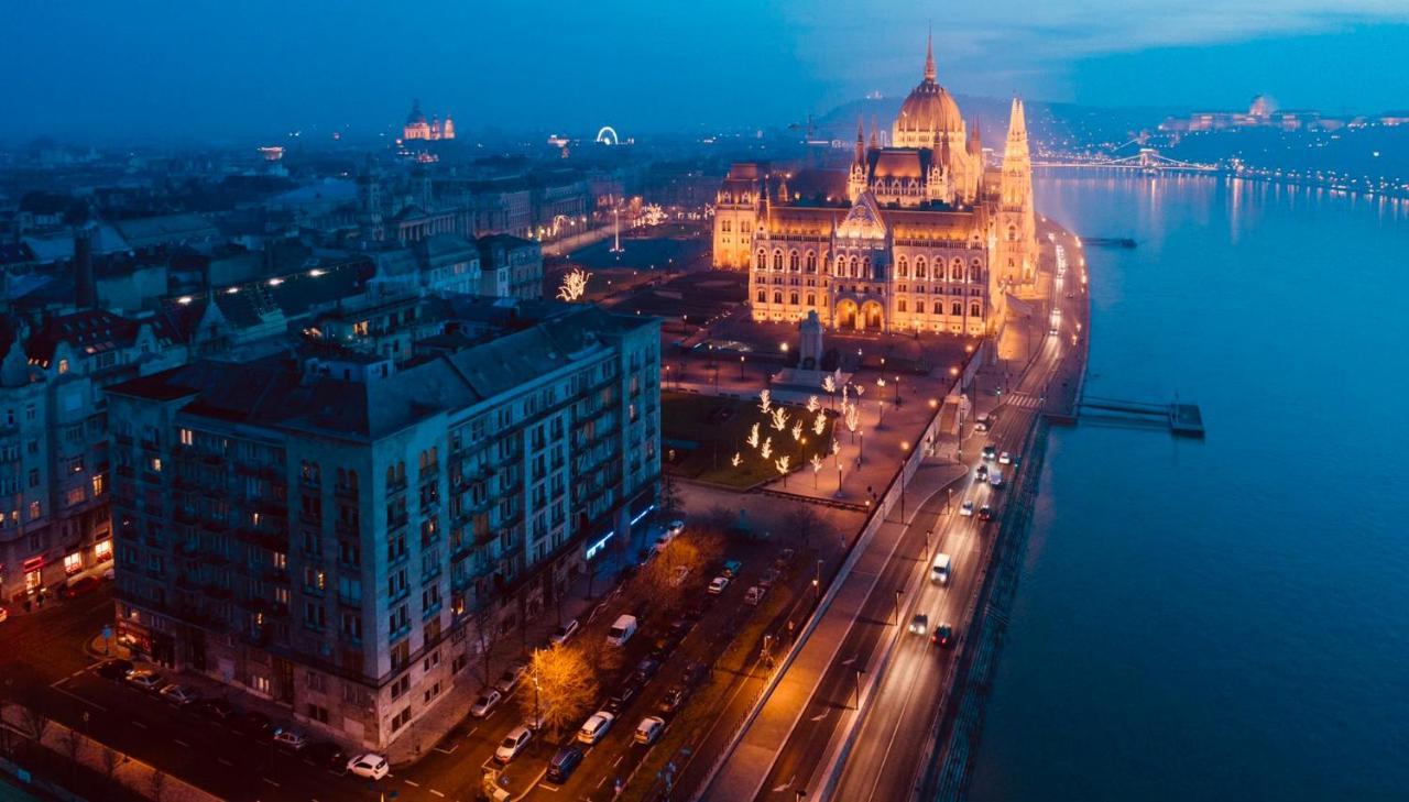 Apartment Next To The Parliament Budapest Exterior photo